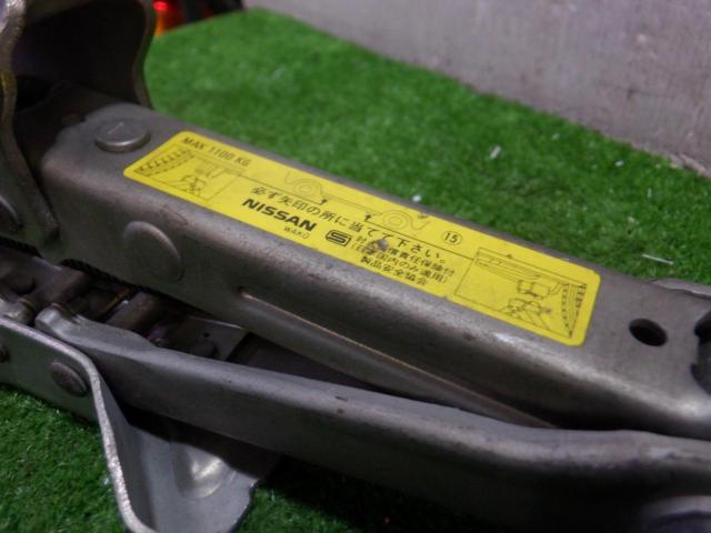 【WG】NISSAN純正 パンダグラフジャッキ