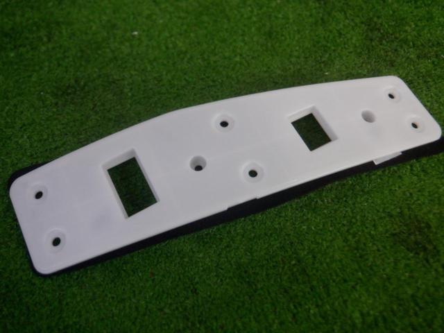 Toyota genuine
Footrest
Panel