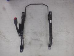 RECARO シートレール