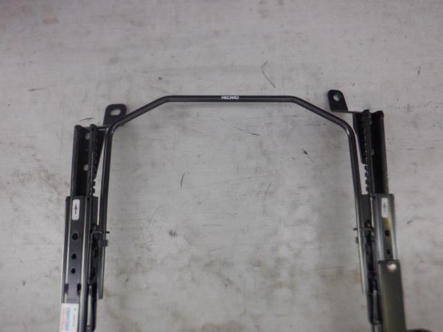 RECARO シートレール