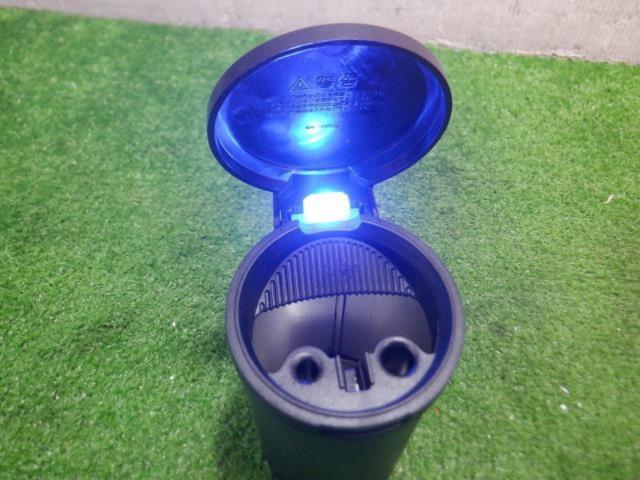【メーカー不明】LEDアッシュトレイ