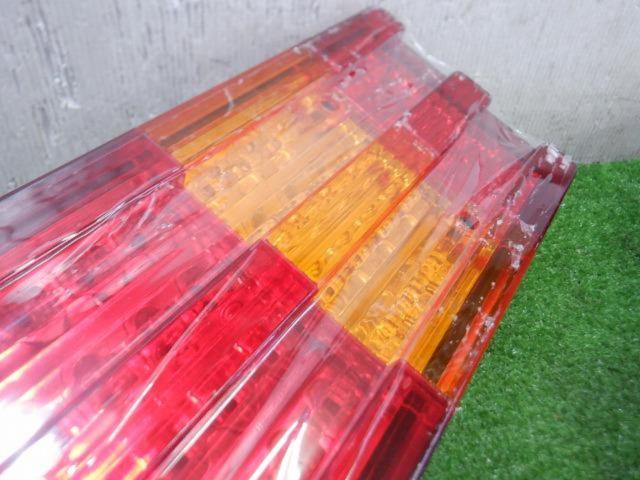 メーカー不明 LEDトラックテール