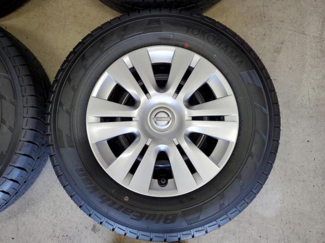 9日産純正(NISSAN)  NV350キャラバン純正スチールホイール  + YOKOHAMA(ヨコハマ) BluEarth-van RY55