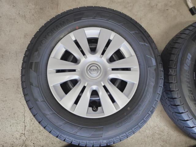 9日産純正(NISSAN)  NV350キャラバン純正スチールホイール  + YOKOHAMA(ヨコハマ) BluEarth-van RY55
