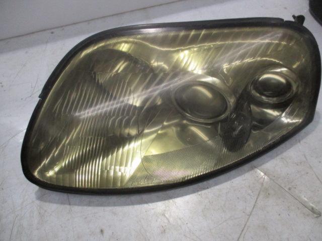 Toyota genuine
Supra/JZA80 early model genuine headlights