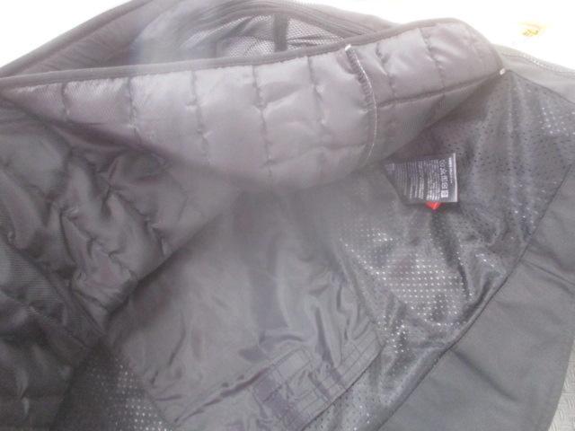 KOMINE
Protect short winter jacket
07-603 Size: M