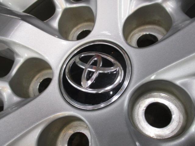 Toyota
Yaris Cross genuine wheel