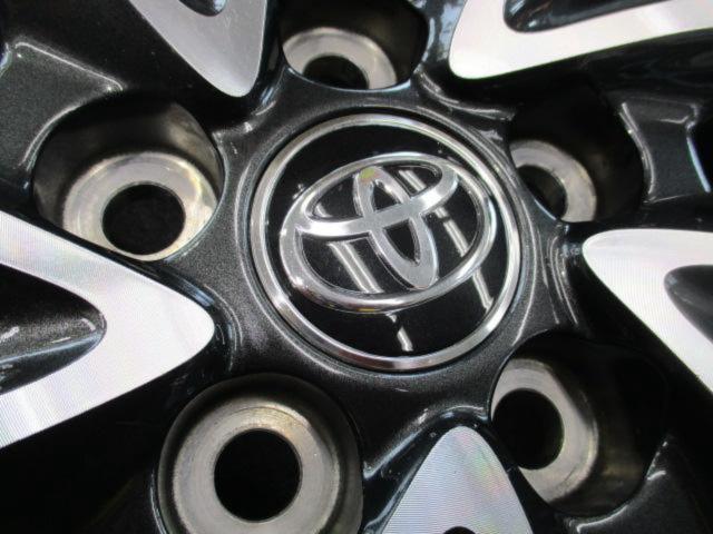 TOYOTA(トヨタ) 90系ヴォクシーS-Zグレード 純正 + KENDA(ケンダ) KR203 205/55R17 4本セット