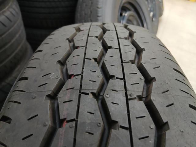 トヨタ純正 200系 ハイエース 純正スチール + BRIDGESTONE ECOPIA RD613