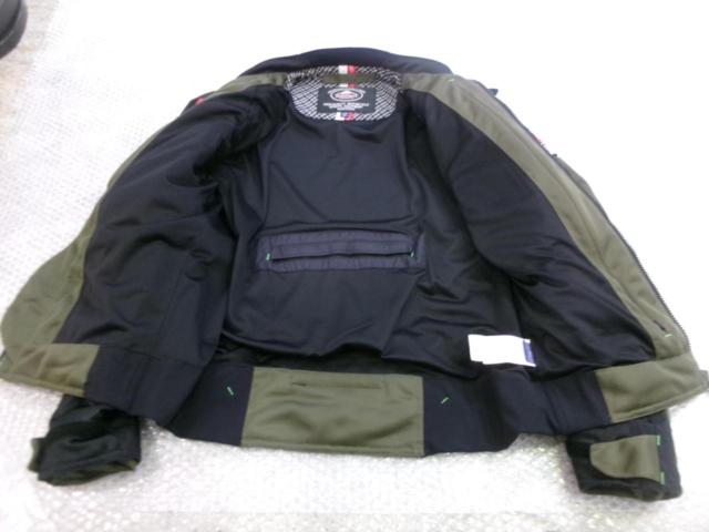 KUSHITANI
Air Condition Jacket