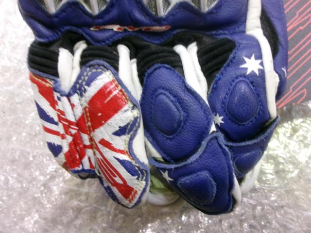 Five
RFX1
AUSTRALIA
REPLICA
RACING