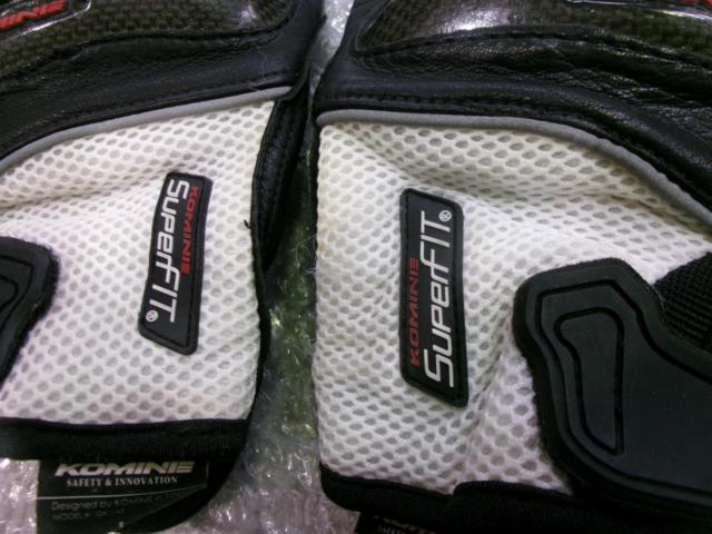 KOMINE
Superfit Carbon
Mesh glove
Delos