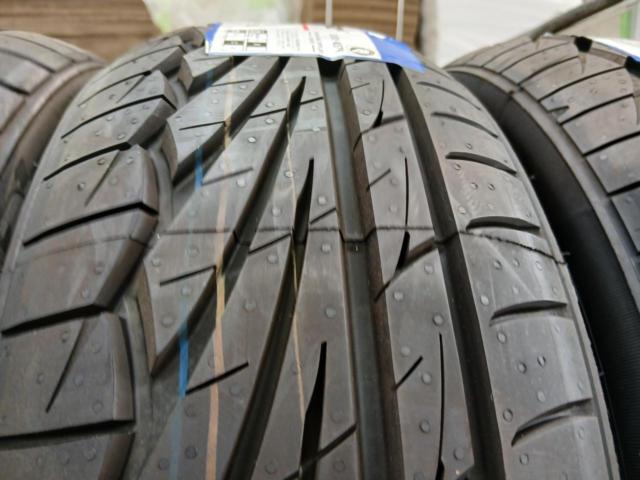 TOYO PROXES TR1