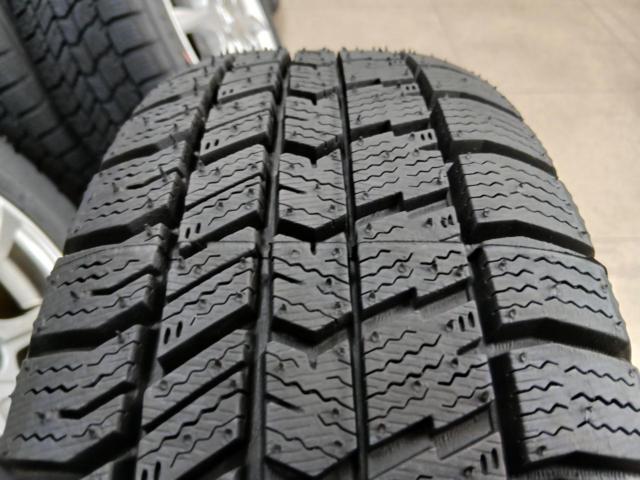 HOT STUFF Exceeder E06 + GOODYEAR ICE NAVI 8