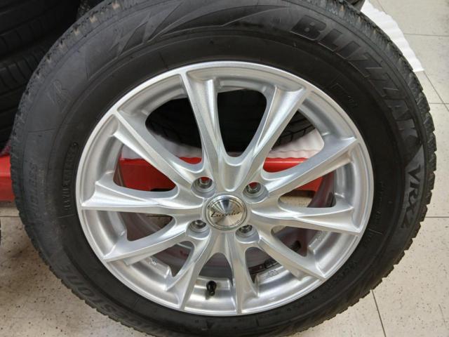 HOT STUFF Exceeder E06 + BRIDGESTONE BLIZZAK VRX2