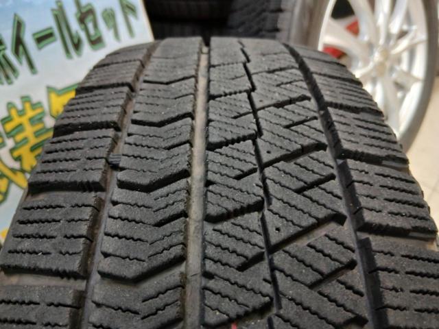 HOT STUFF Exceeder E06 + BRIDGESTONE BLIZZAK VRX2