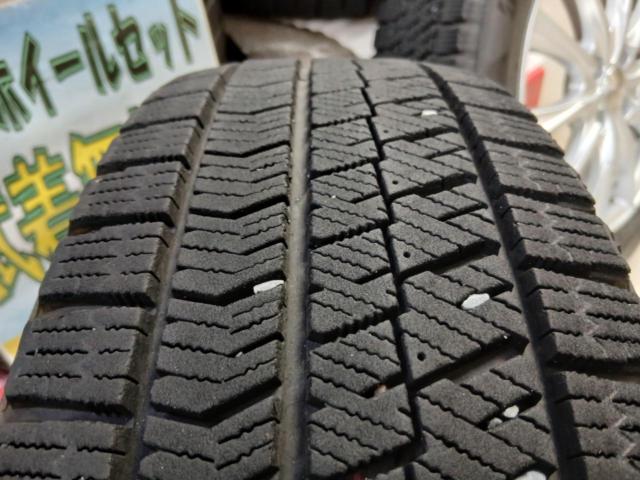 HOT STUFF Exceeder E06 + BRIDGESTONE BLIZZAK VRX2