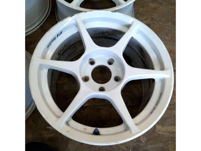BuddyClub P-1 Racing
