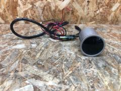 au technni ブースト計 52mm
