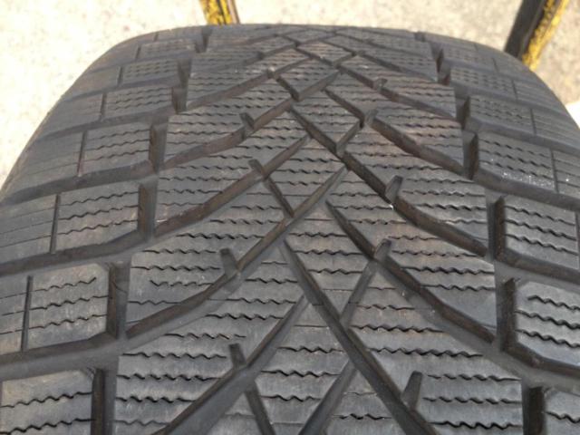 DUNLOP SYNCHRO WEATHER(オールシーズンタイヤ)