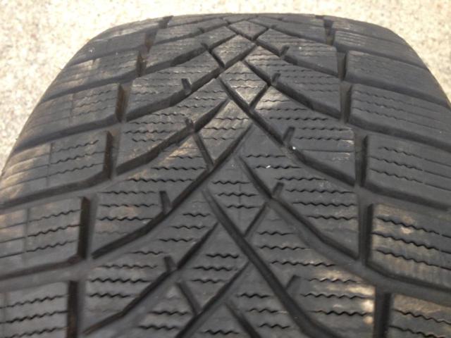 DUNLOP SYNCHRO WEATHER(オールシーズンタイヤ)