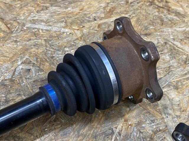 日産 V36/スカイラインクーペ 純正ドライブシャフト