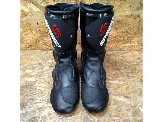 SPEED
BIKERS
Racing boots