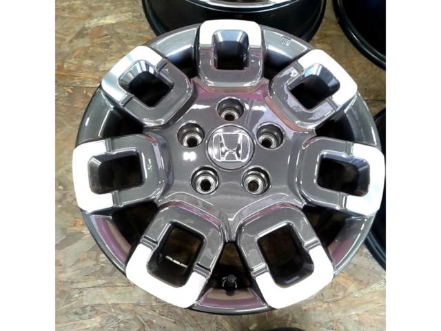 ホンダ フリード クロスター純正ホイール