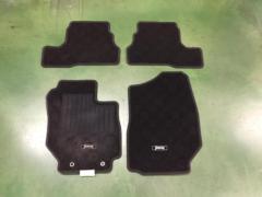 スズキ ジムニー JB64W MT車 純正フロアマット