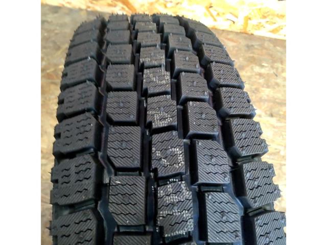 YOKOHAMA PROFORCE SY01