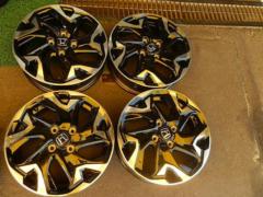 Genuine Honda wheels for the early model N-BOX Custom (JF3/JF4)