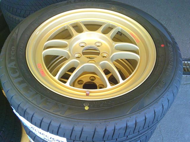 ENKEI (circles)
Racing (Racing)
RPF1
+
KENDA (Kenda)
KR 203