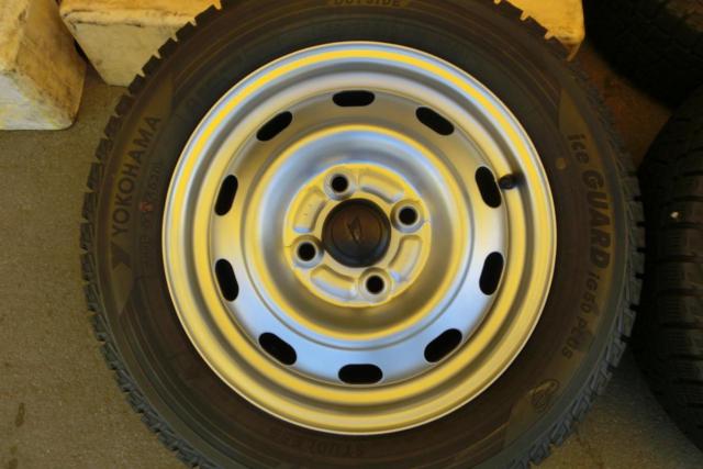 ダイハツ純正(DAIHATSU)  スチールホイール  + YOKOHAMA(ヨコハマ) ice GUARD iG50 PLUS