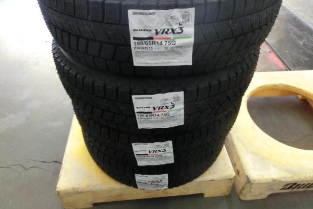 AUTOBACS SEVEN(オートバックスセブン) LEBEN(レーベン) DS5  + BRIDGESTONE(ブリヂストン) BLIZZAK VRX3