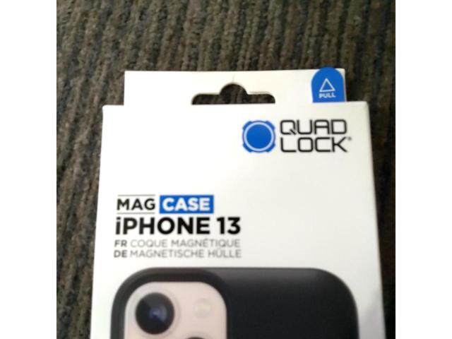 【IPHONE13用】QUAD LOCK(クアッドロック)スマホケース 