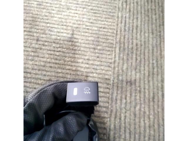 【200系ハイエース/4型】 メーカー不明 ハロゲンフォグランプ