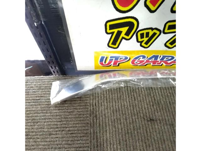 【60プリウス】メーカー不明 フロントドアノブ・リアリフレクター・ボンネット・テール上部 メッキガーニッシュセット 
