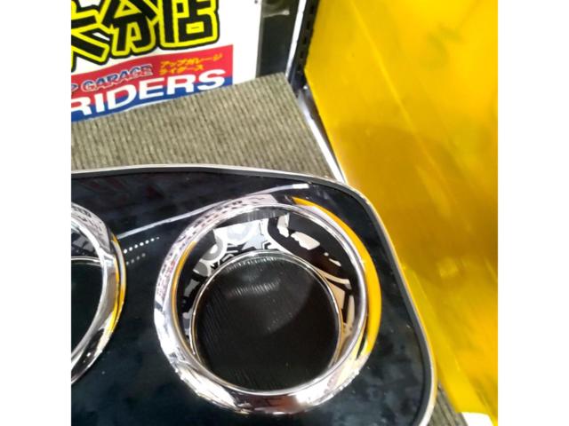 【200系ハイエース/ナロー】 メーカー不明 フロントテーブル