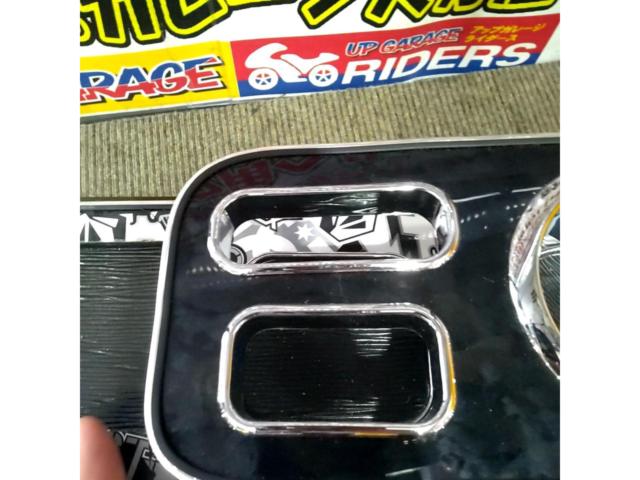 【200系ハイエース/ナロー】 メーカー不明 フロントテーブル