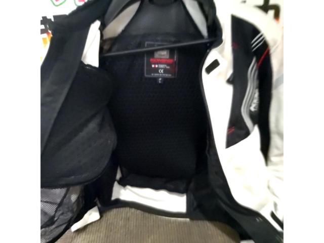 Size LKOMINE
Protect full mesh jacket
