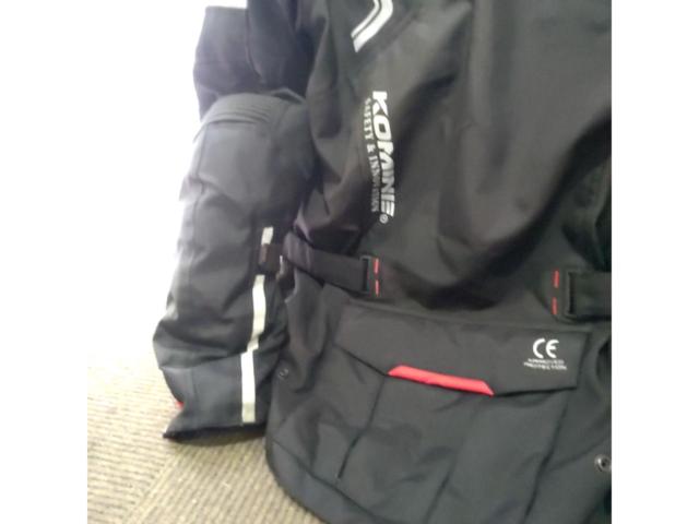 Size LKOMINE
Full Year jacket