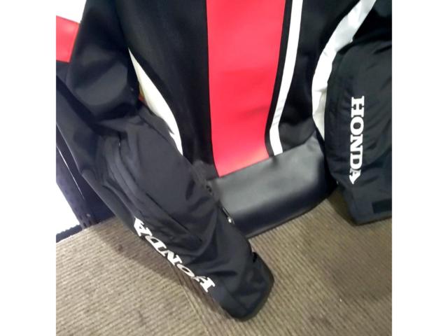 Size L HONDA (Honda)
Racing mesh blouson