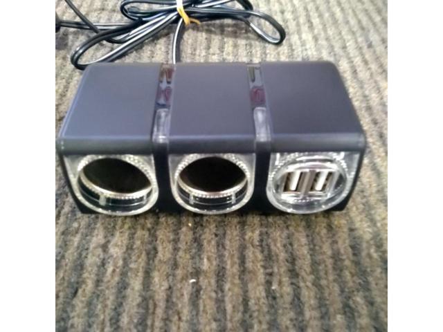 Unknown Manufacturer
Dual cigarette lighter power outlet + dual USB ports