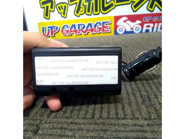 Unknown Manufacturer
Dual cigarette lighter power outlet + dual USB ports