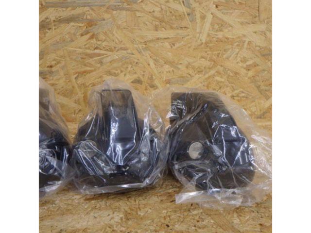 TERZO EF11BL ルーフレール用フット