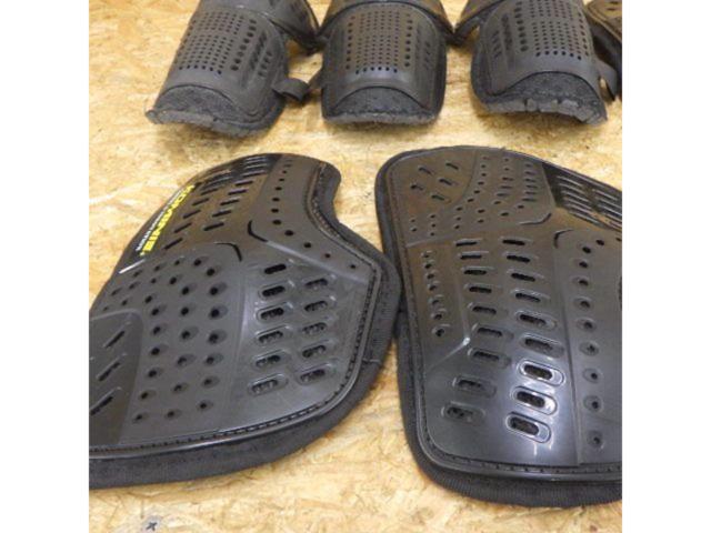 【ライダース】KOMINE 各種プロテクターセット8個入り