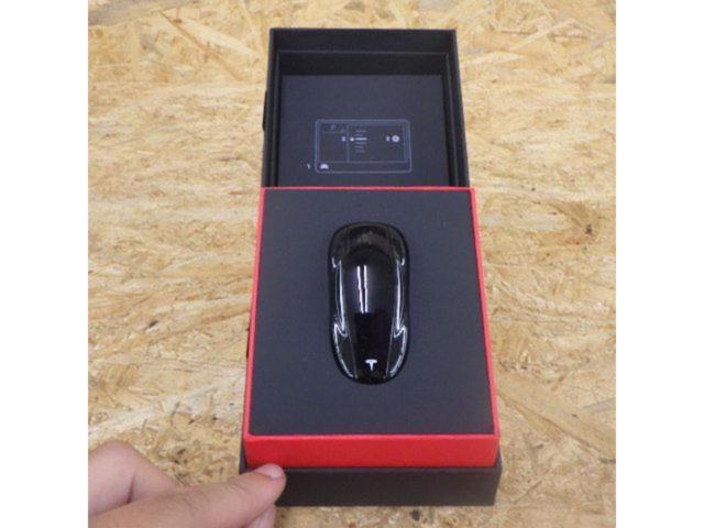 テスラ純正 モデル3 モデルY用 キーフォブ