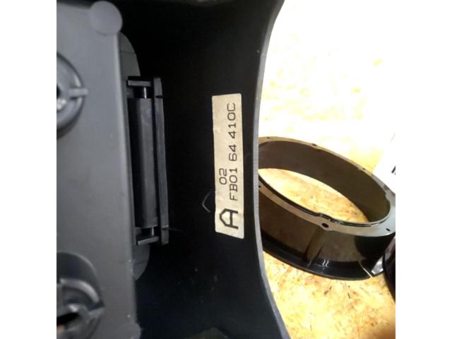 Mazda genuine RX-7
Cabriolet (FC3C) Optional Center Console