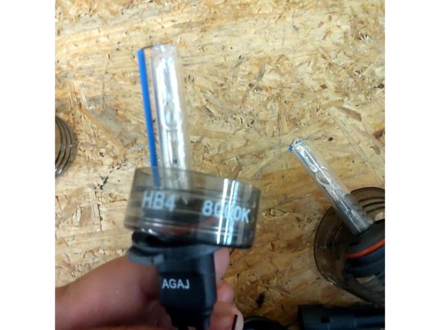A great find: HID bulbs only, manufacturer unknown.
Two