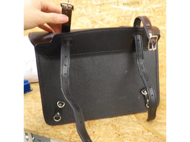 【ライダース】【DEGNER】シンセティックレザーサドルバッグ